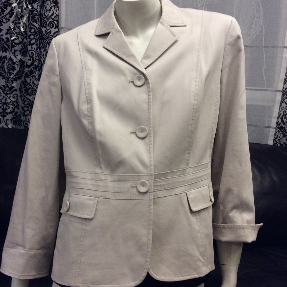 Plus size Talbots Petite 3/4 sleeve cream blazer